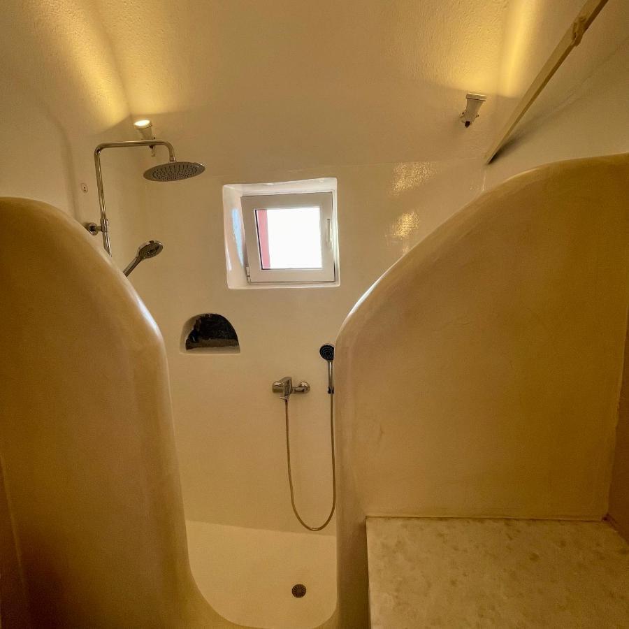 Diva Santorini Luxury Villa Pýrgos Eksteriør billede